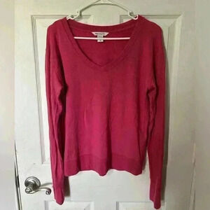 Athleta Sunrise v-neck sweatshirt Super soft Pink, thumb holes in sleeve Size XS